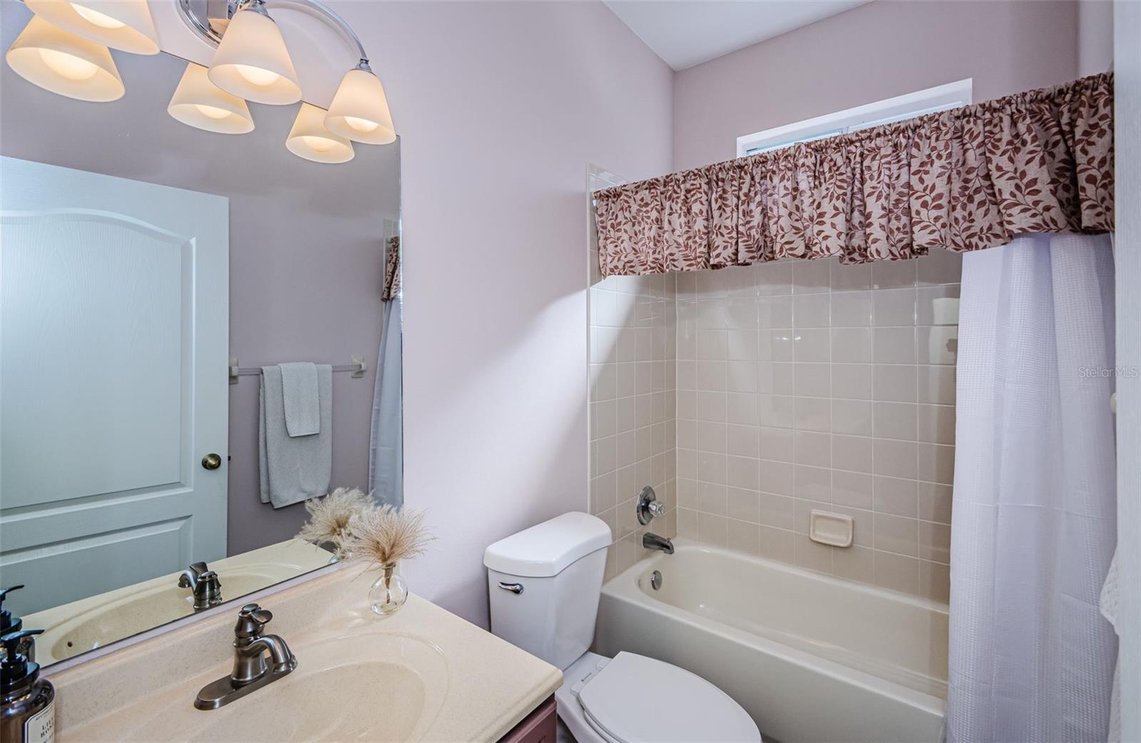 2nd bathroom
