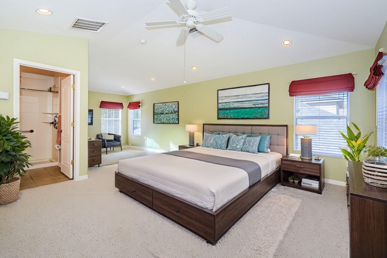 Bedroom 4/flex space - staged