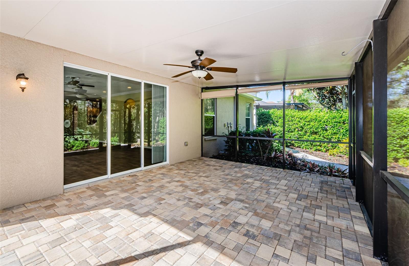 Screen porch