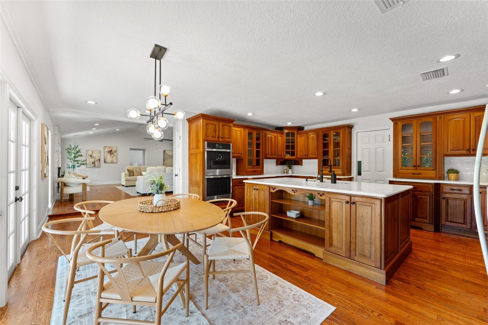 Generously Sized Gourmet Kitchen with Breakfast Room