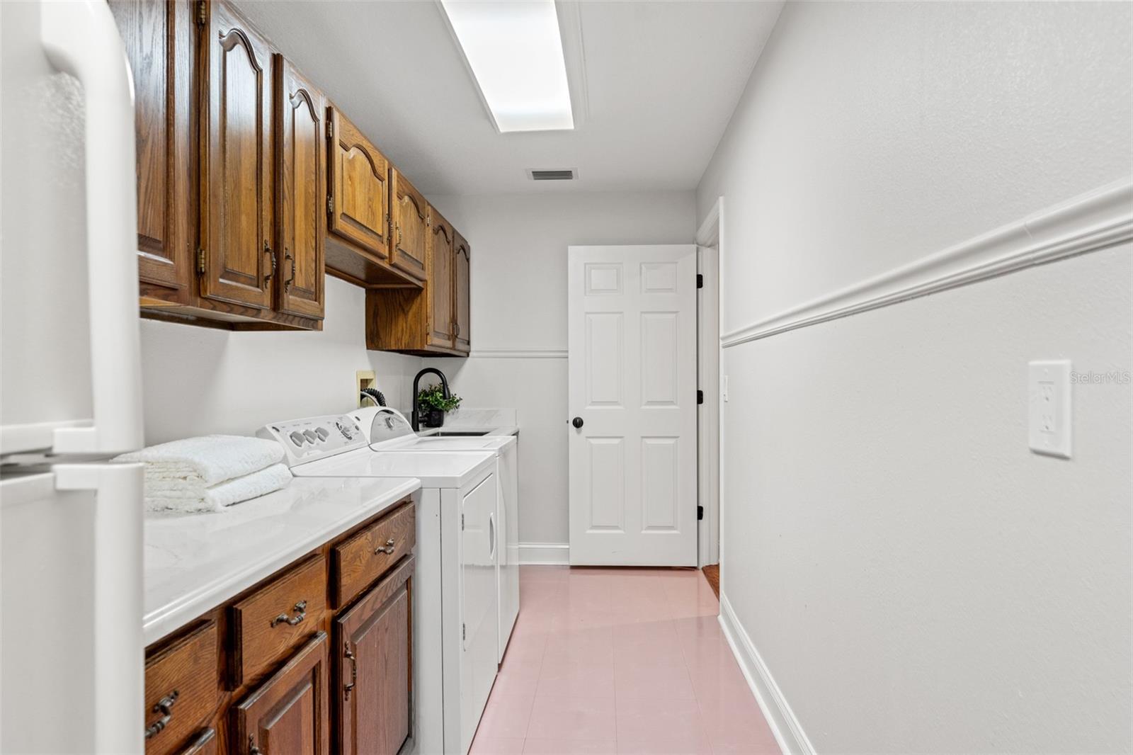 Enter Utility/Scullery through Butler's Pantry