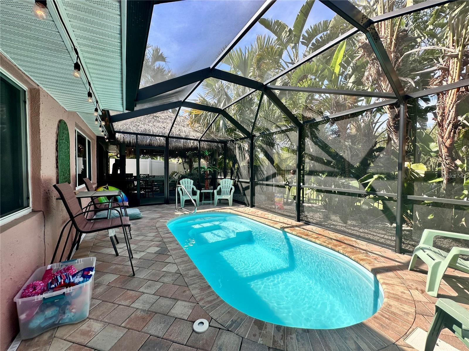 Heated, salt water pool!