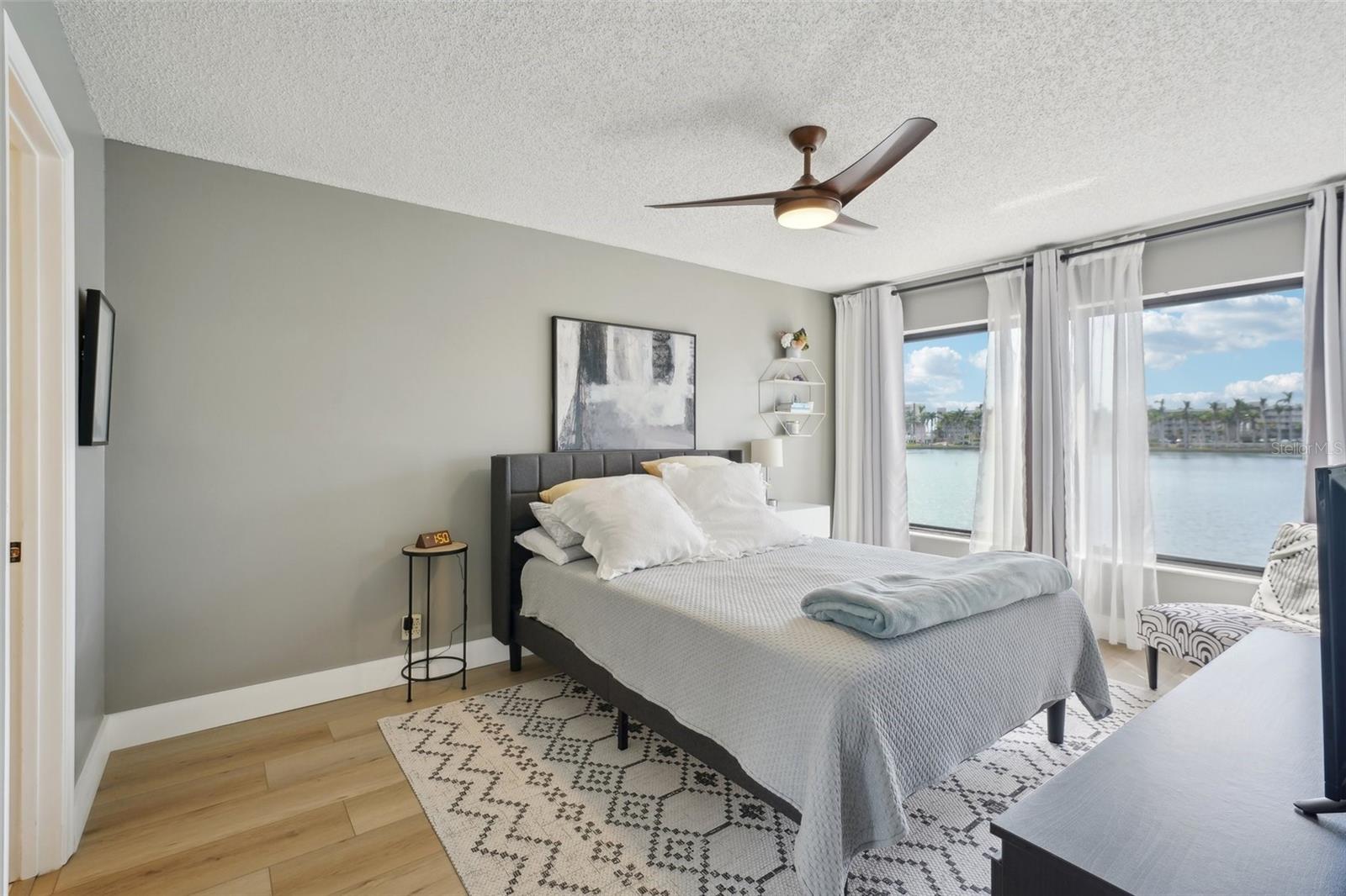 Imagine waking up every day to that scenery!