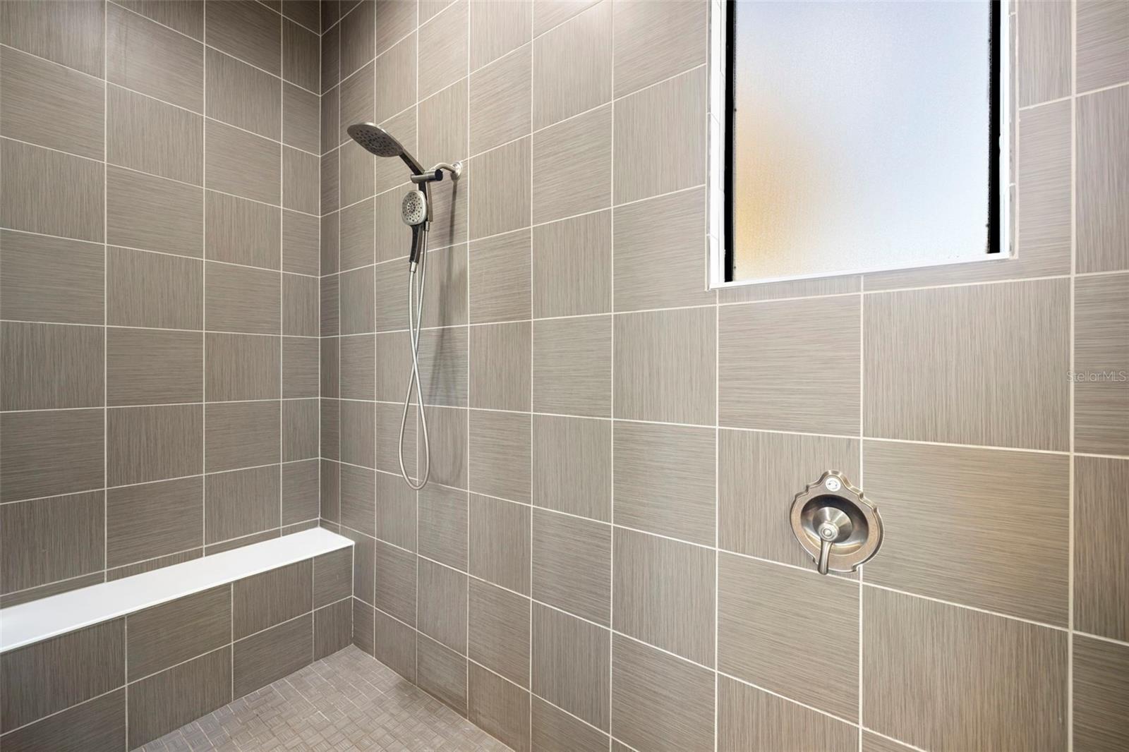 ENSUITE BATHROOM WITH LARGE WALK-IN SHOWER