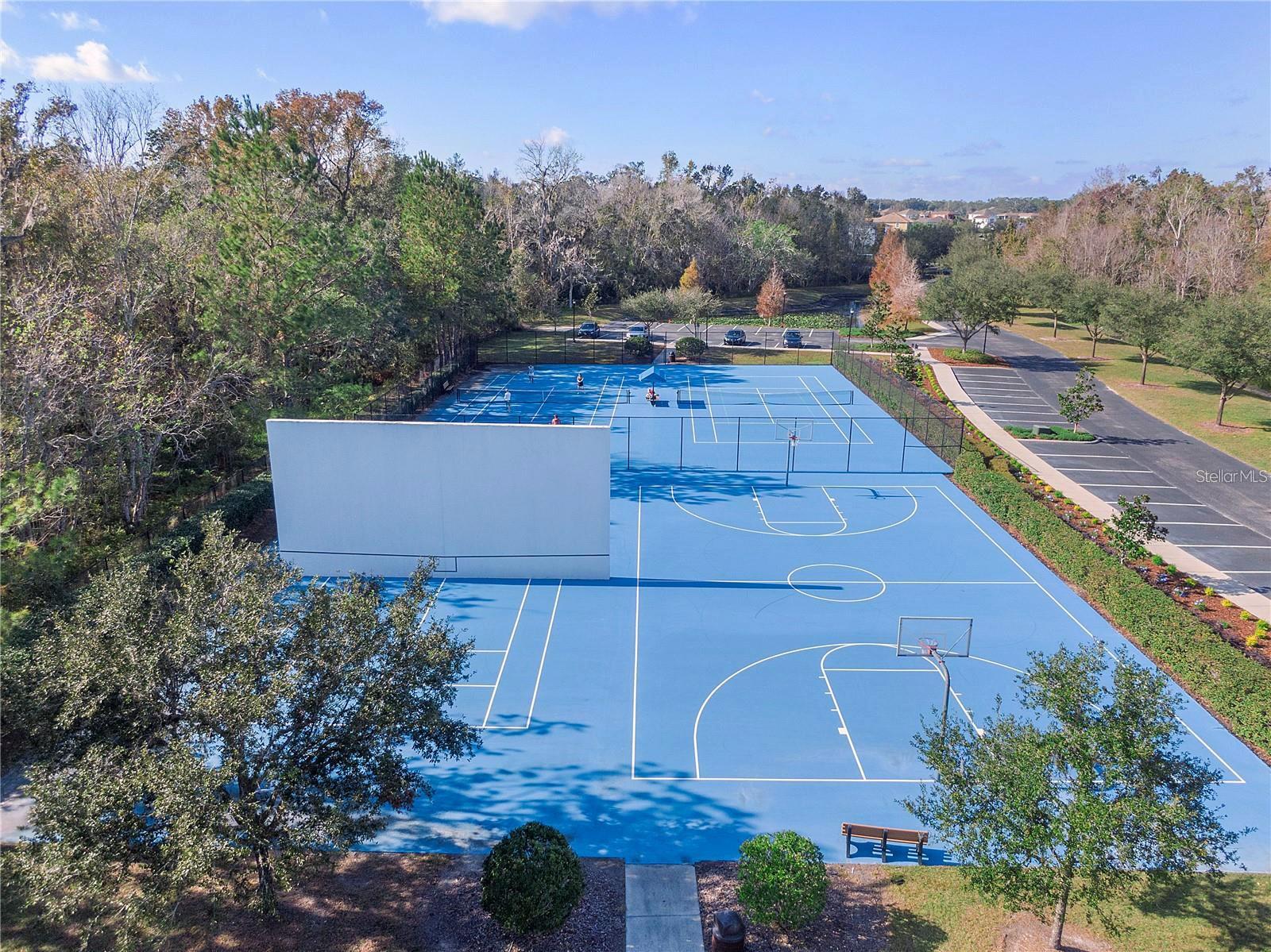 BASKETBALL, RACQUETBALL & TENNIS COURTS