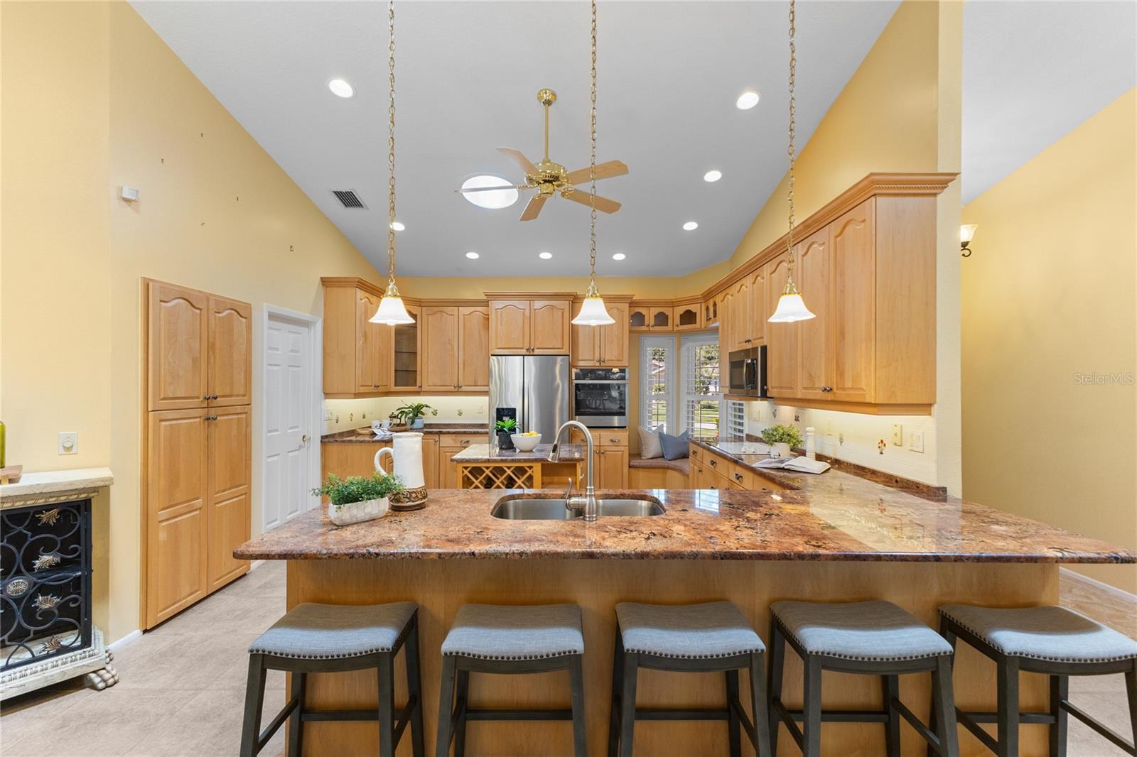 Breakfast Counter