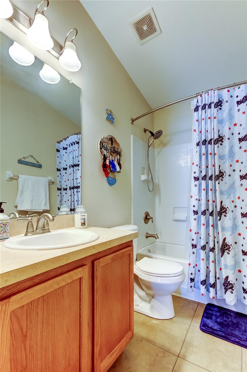 Secondary bathroom upstairs
