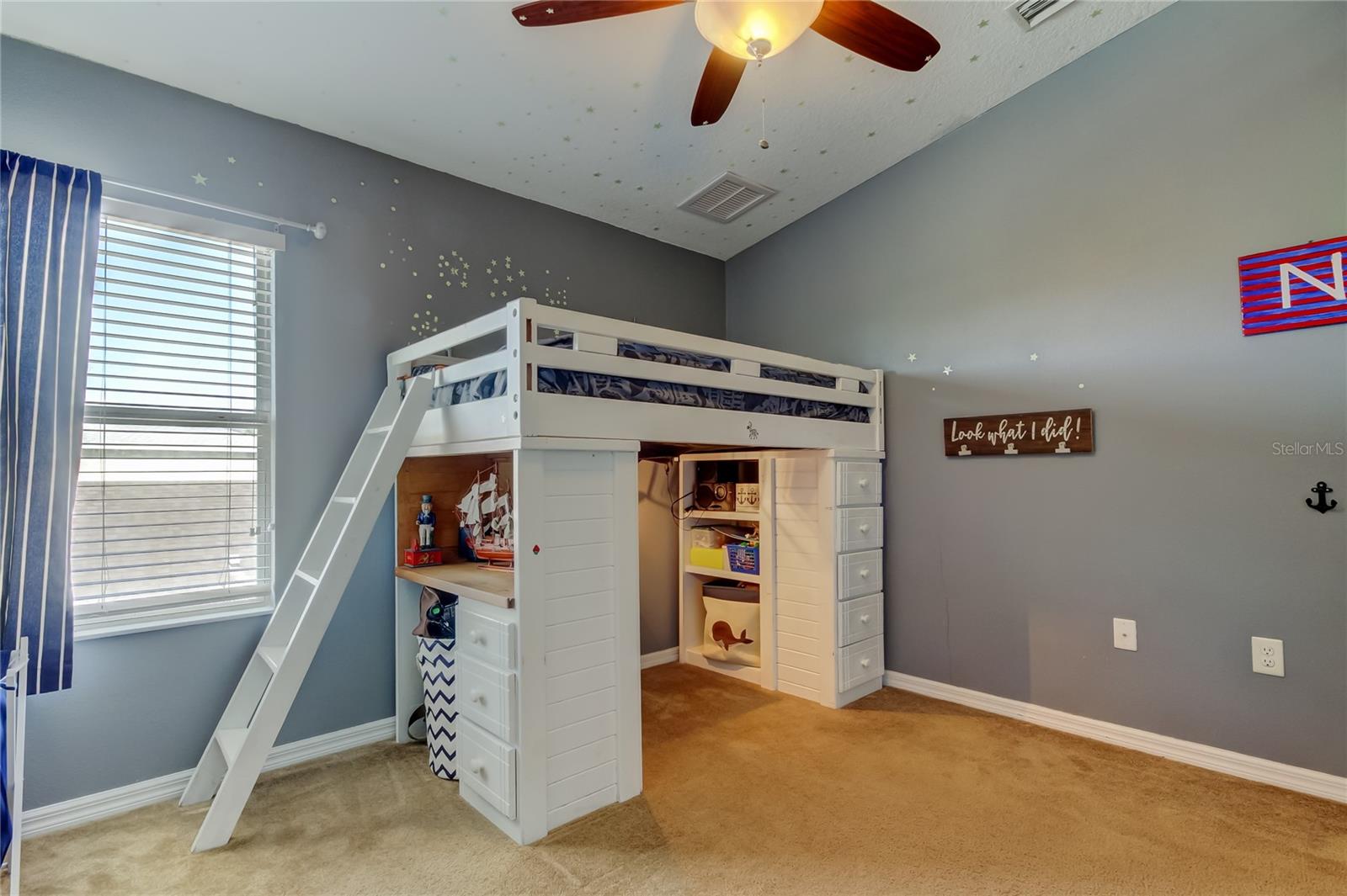 Secondary bedroom