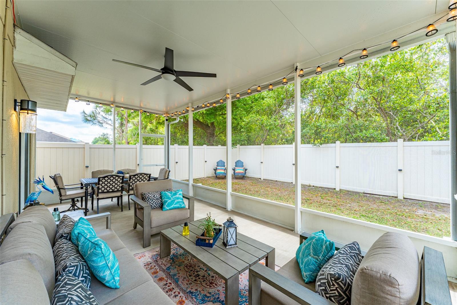 Brand New Screened-in Covered Lanai