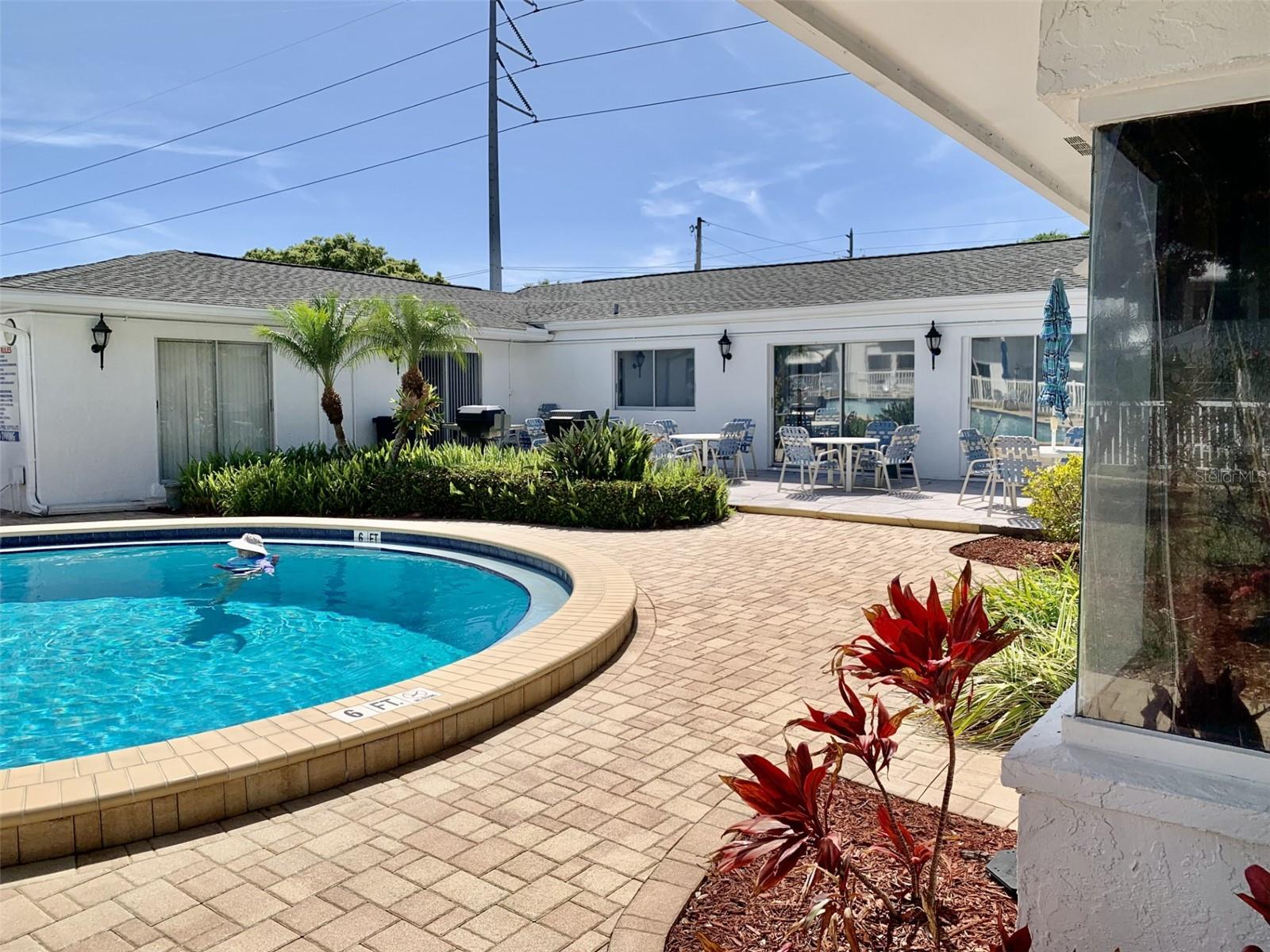 Community pool