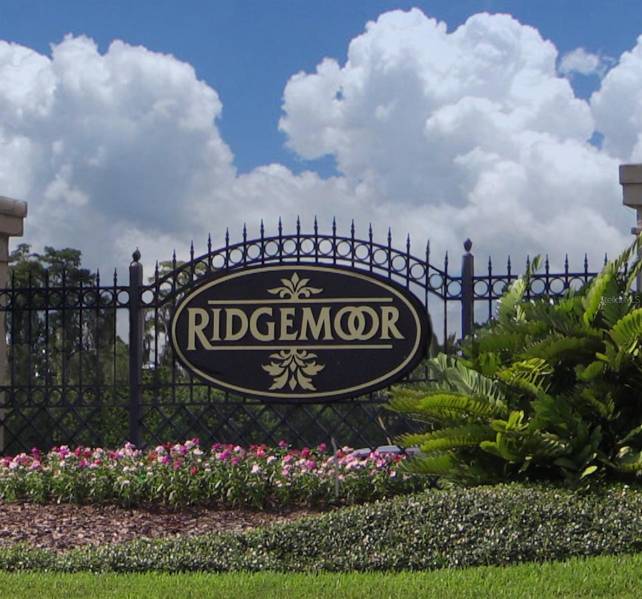 Ridgemoor Entrance