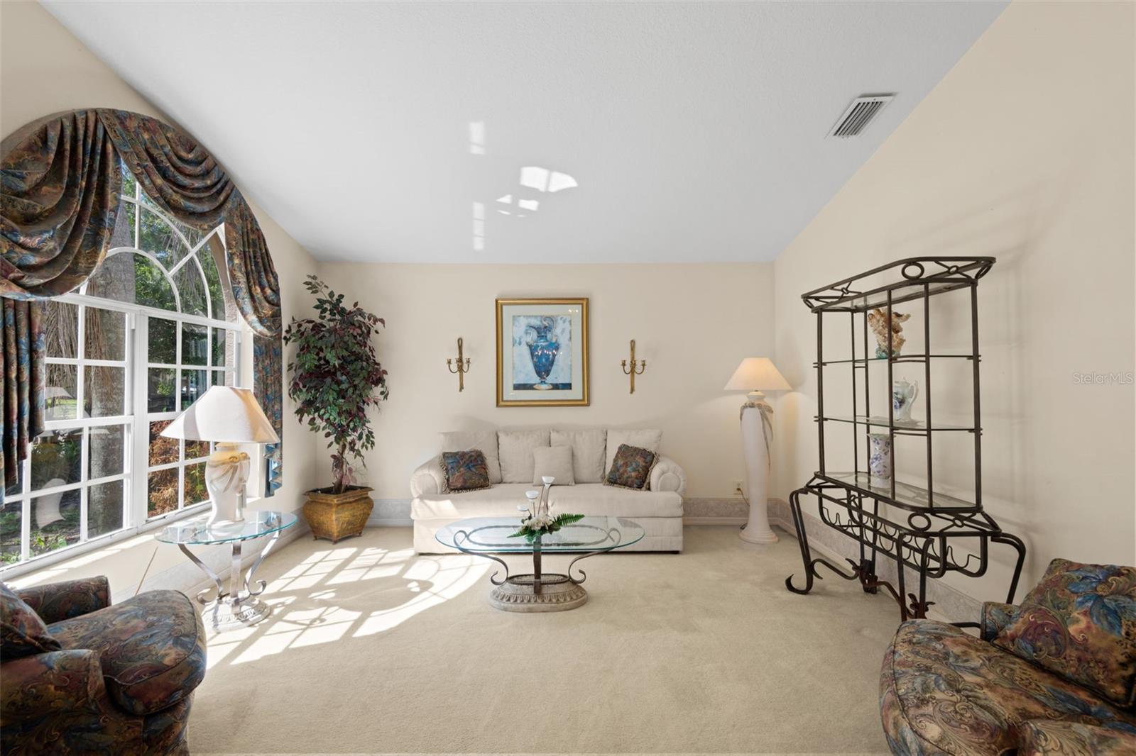Formal Living area