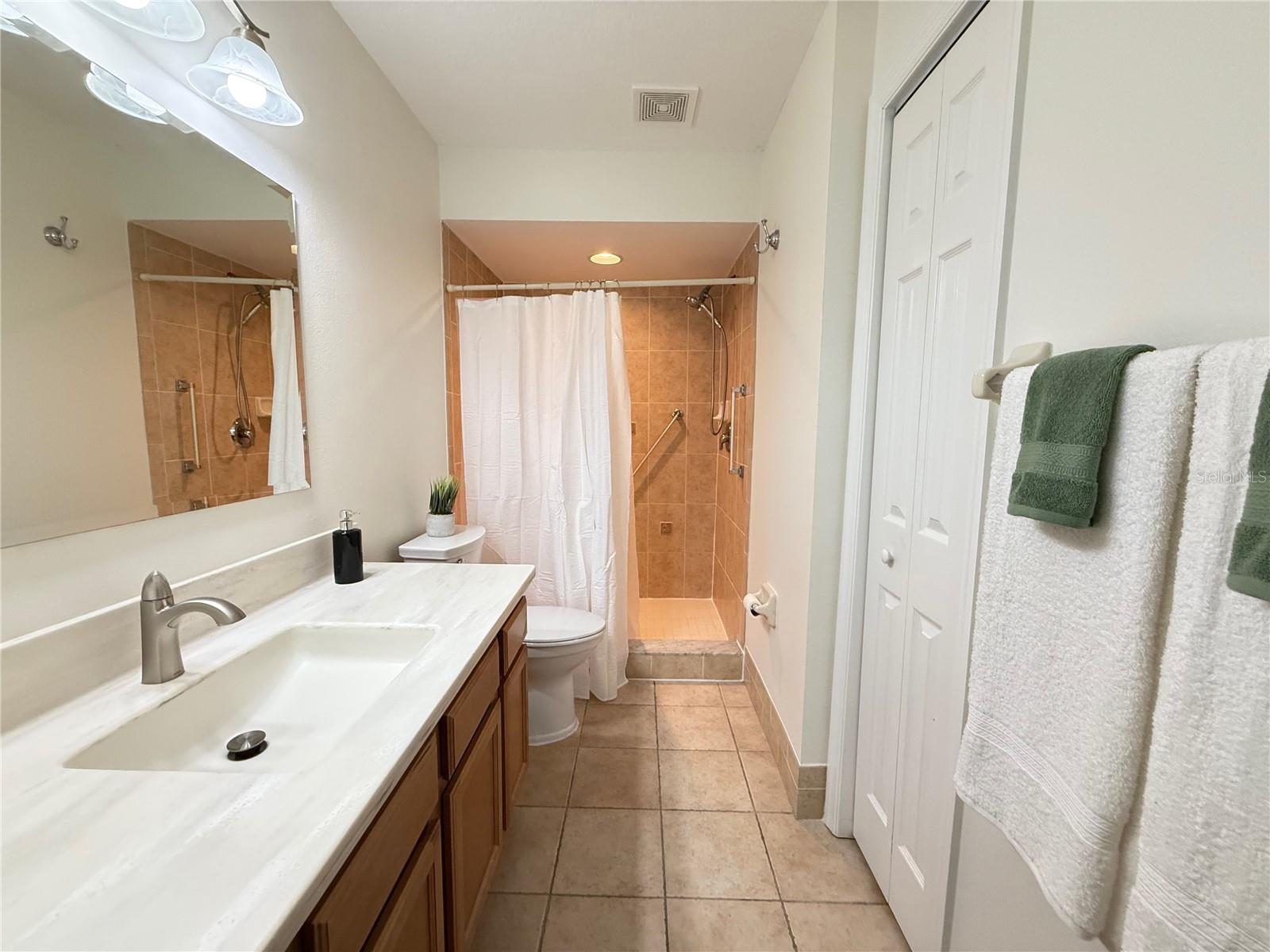 Ensuite bathroom