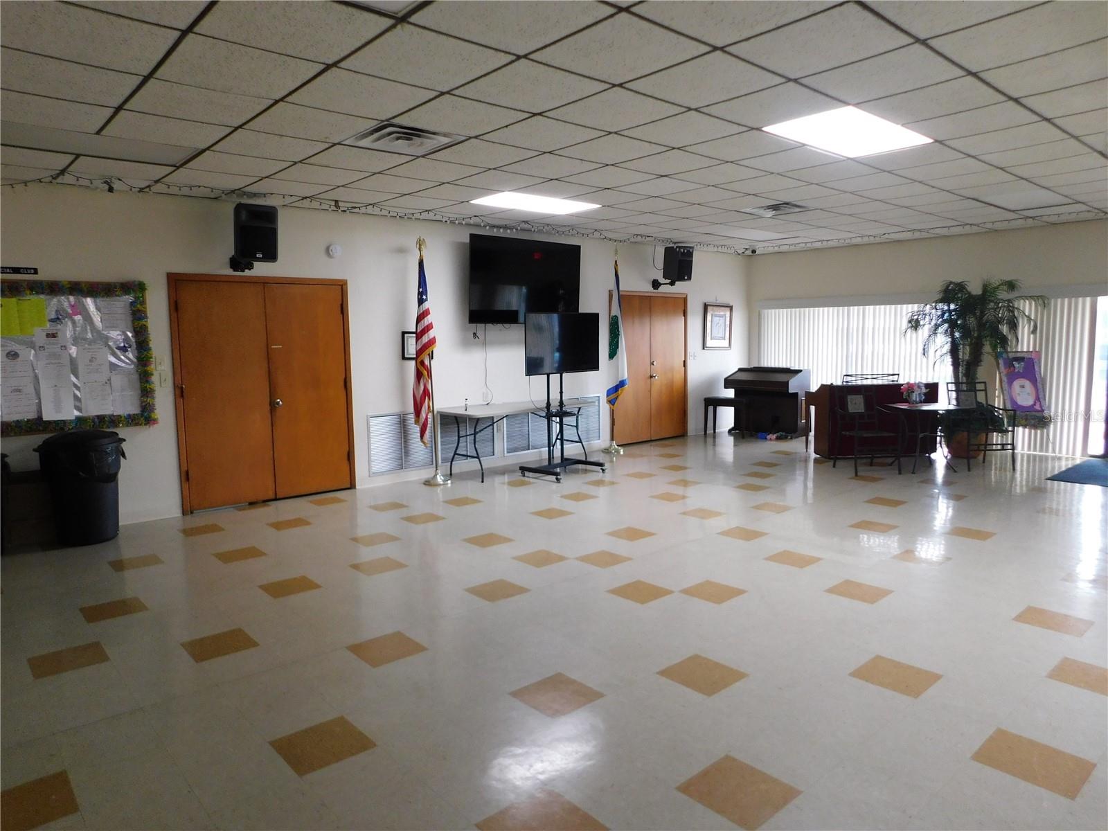 Big TV area for community events and Big Games!