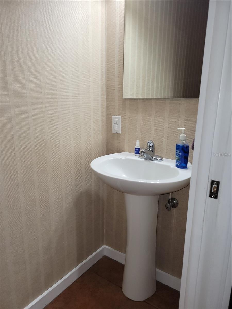office 1/2 bath