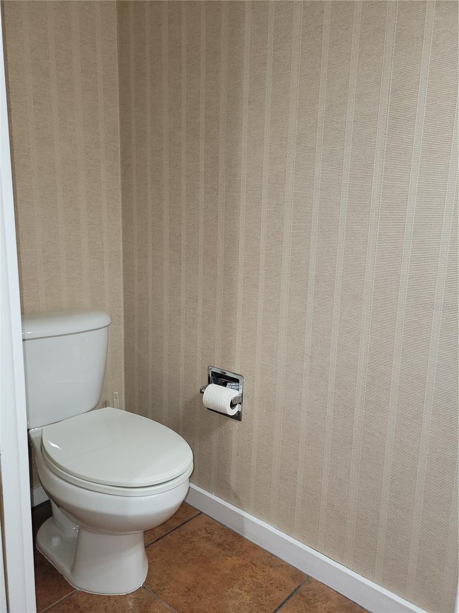 office 1/2 bath