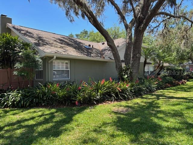 side corner lot