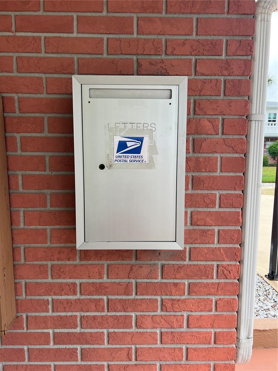 USPS Mail Drop Off