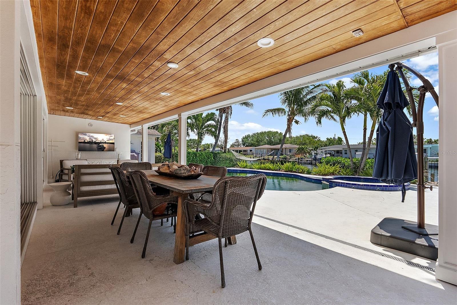 covered patio