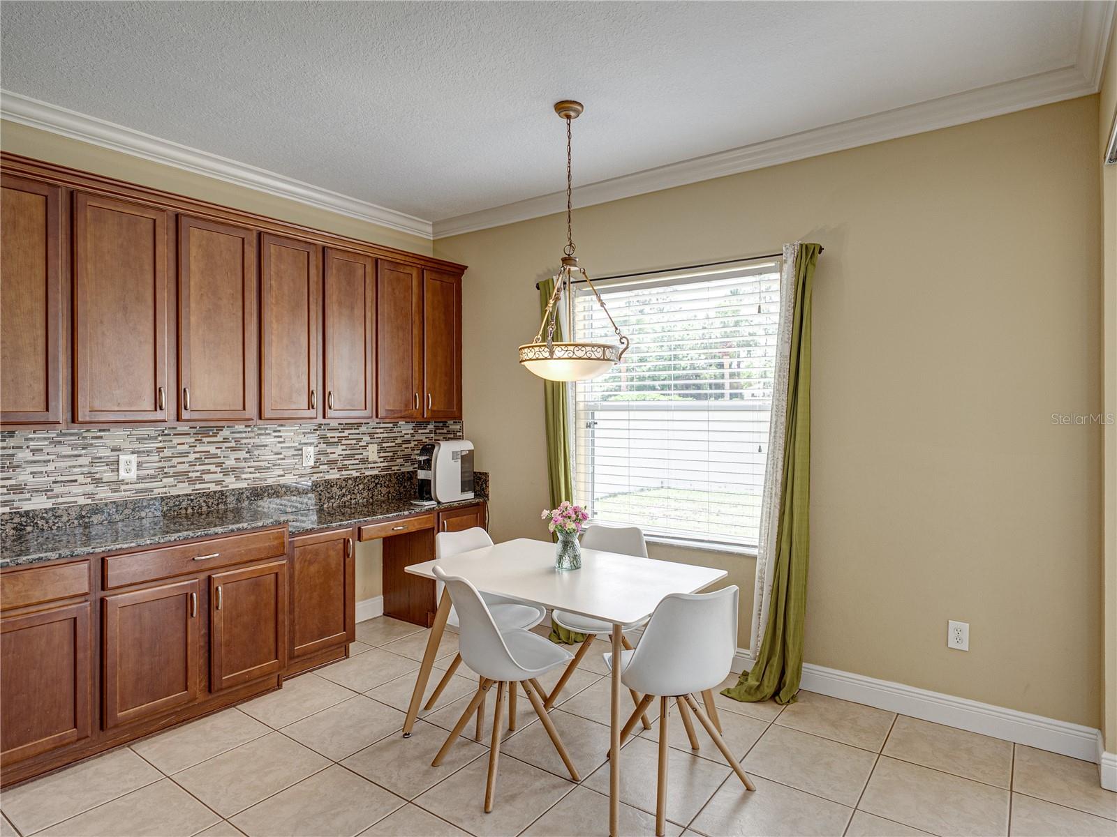 Eat In Kitchen area