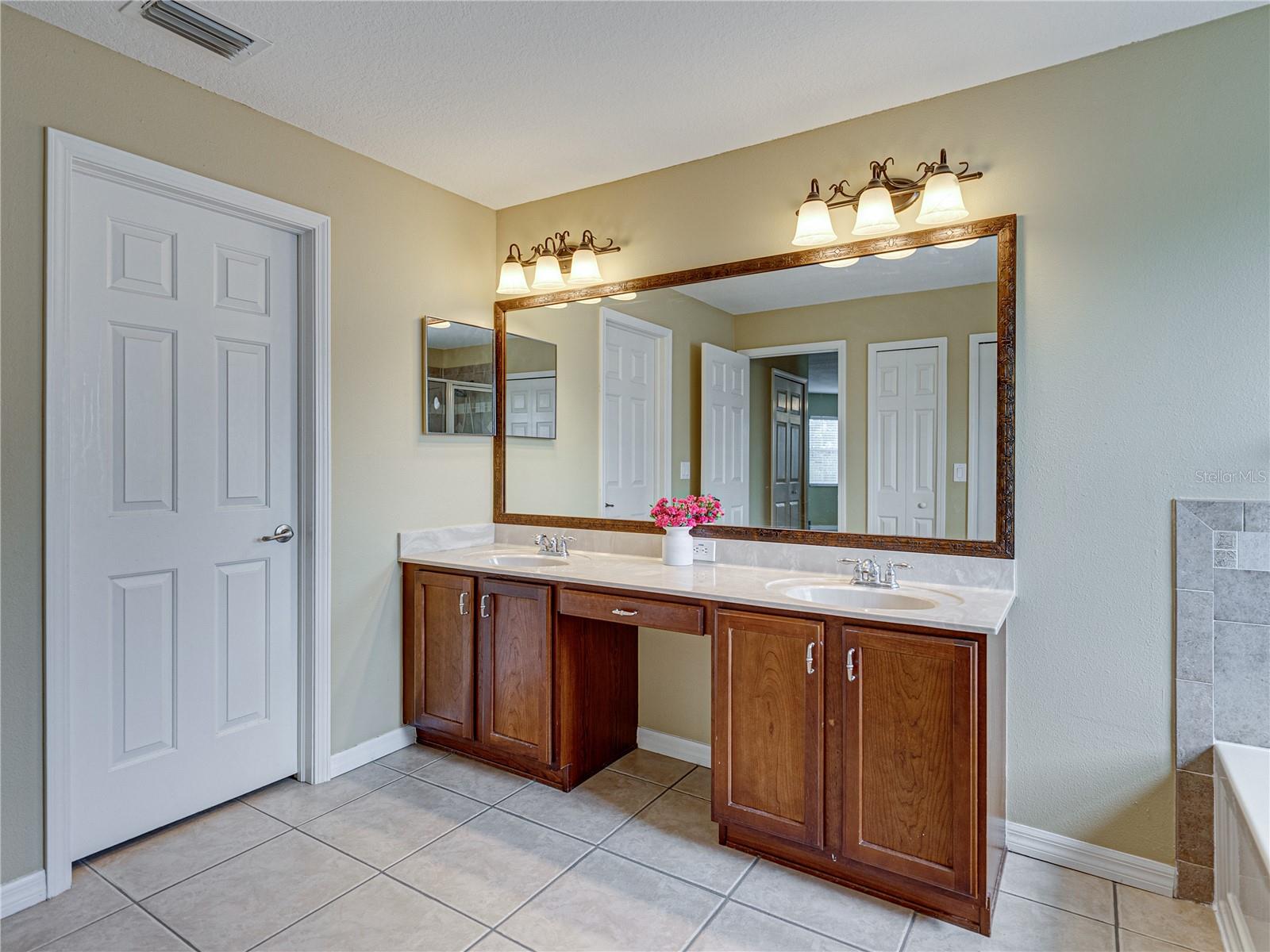 Double Sinks- Primary