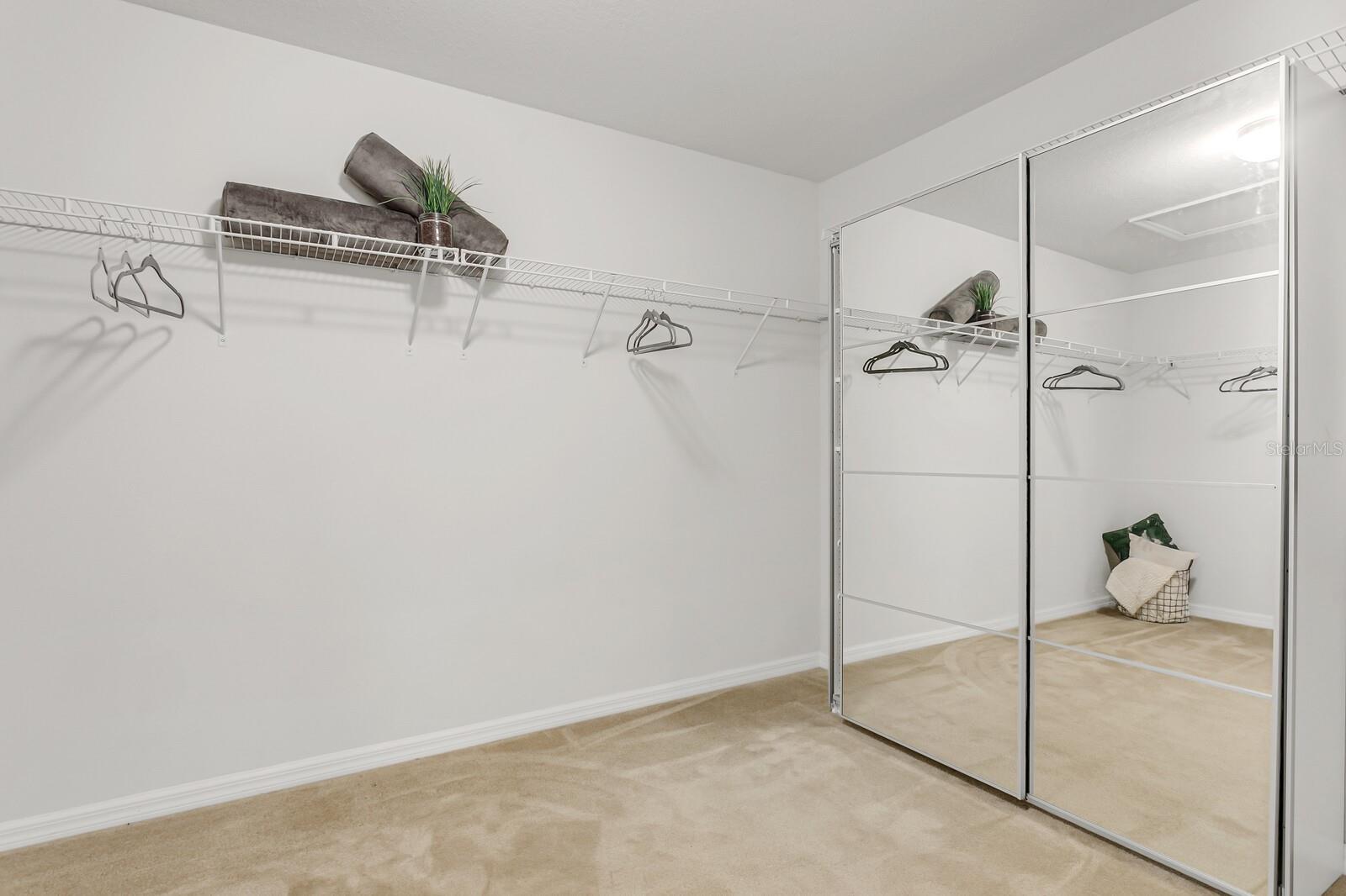 Walk in Closet