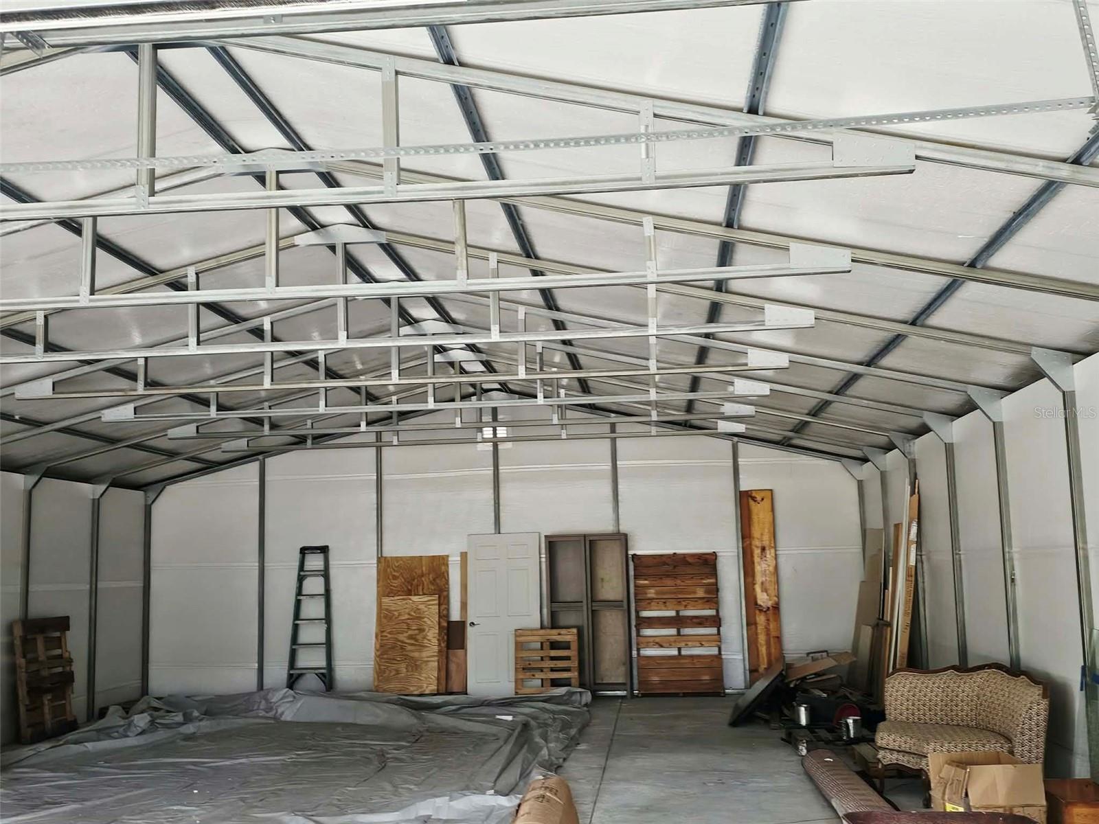 floor is covered and pristine