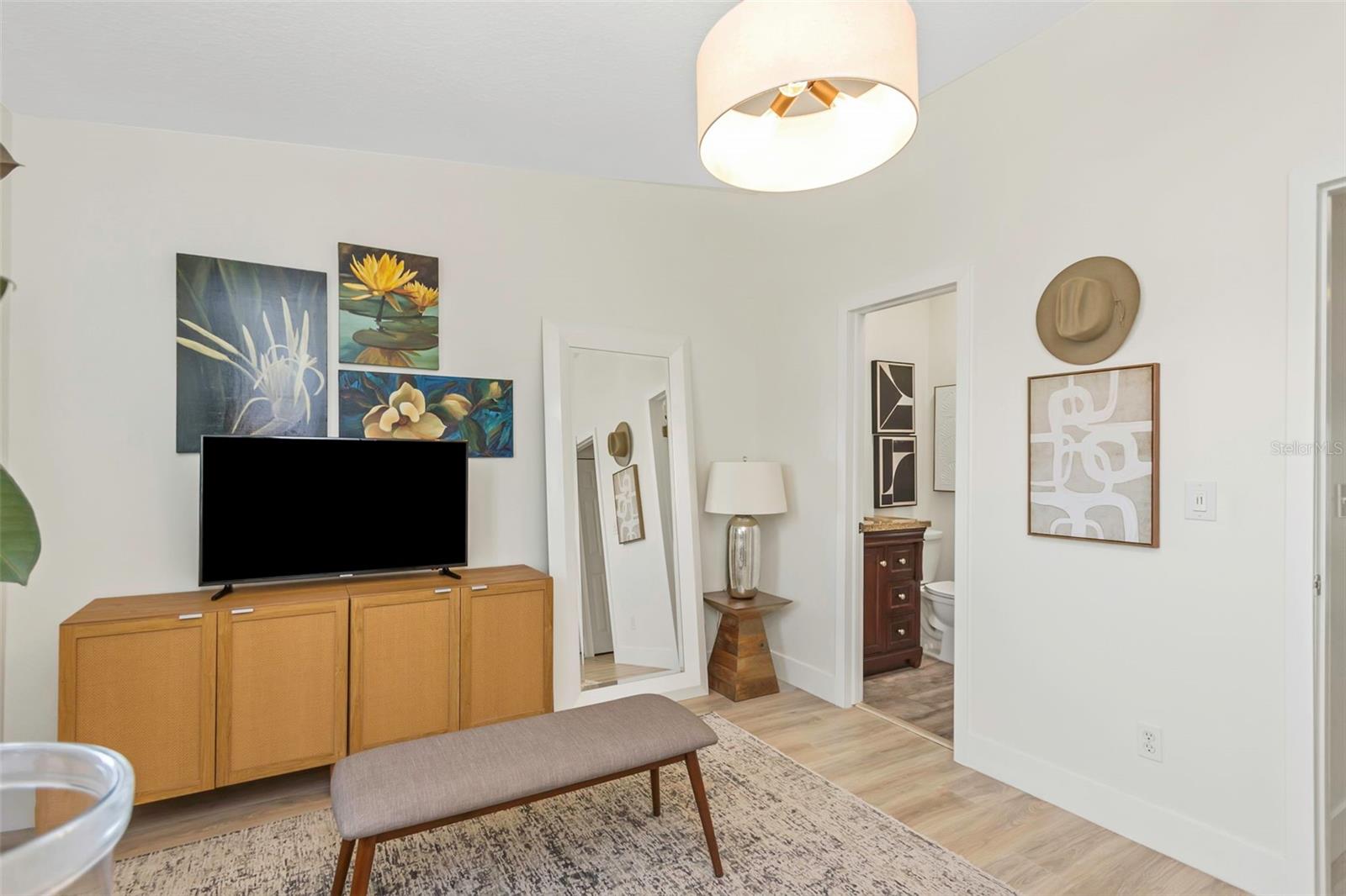 Or guest room