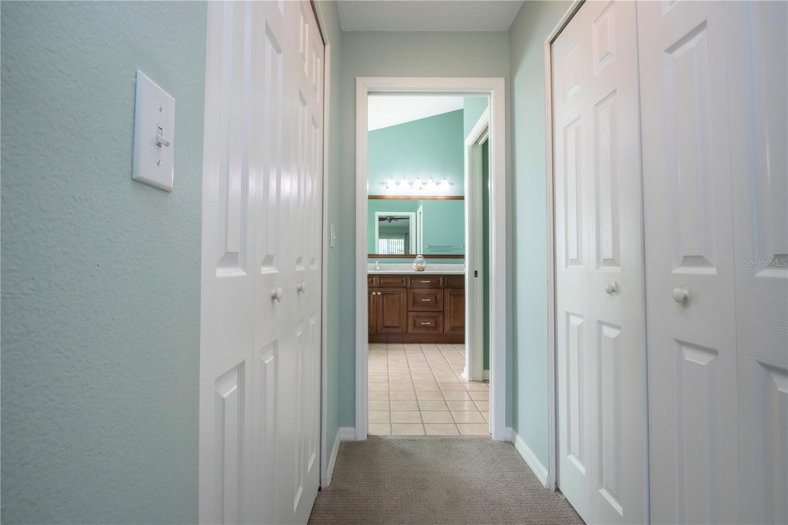 to EnSuite Bathroom