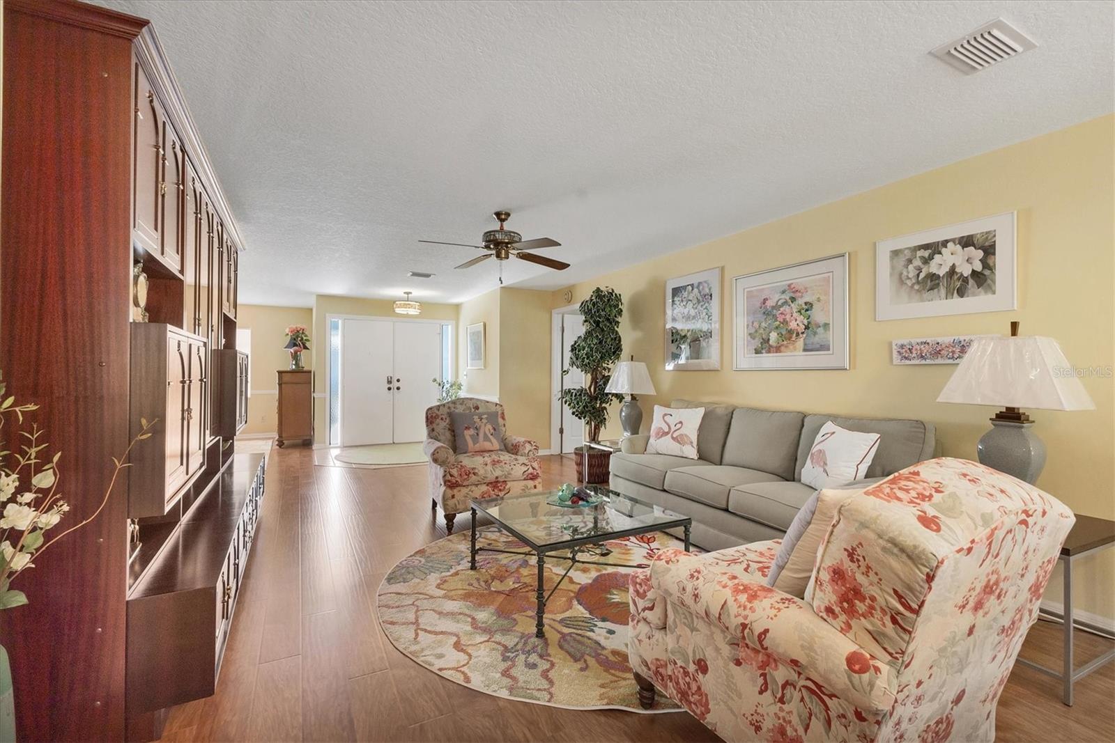 looking back toward front door