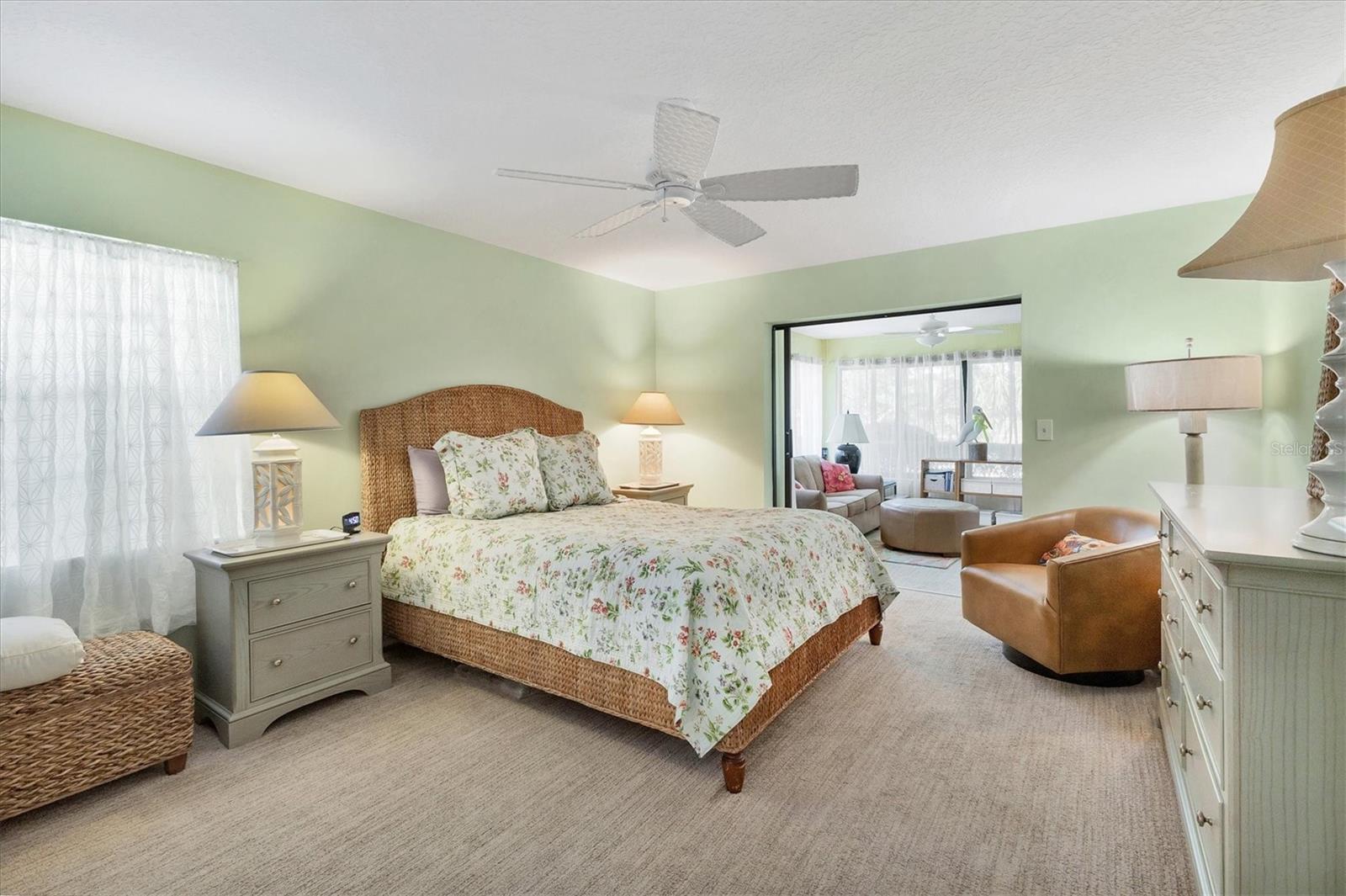 primary toward bonus room