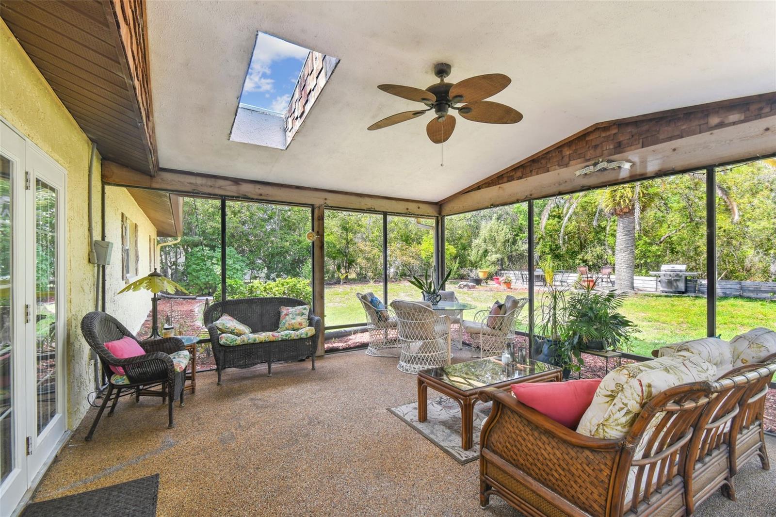 Screened in Lanai