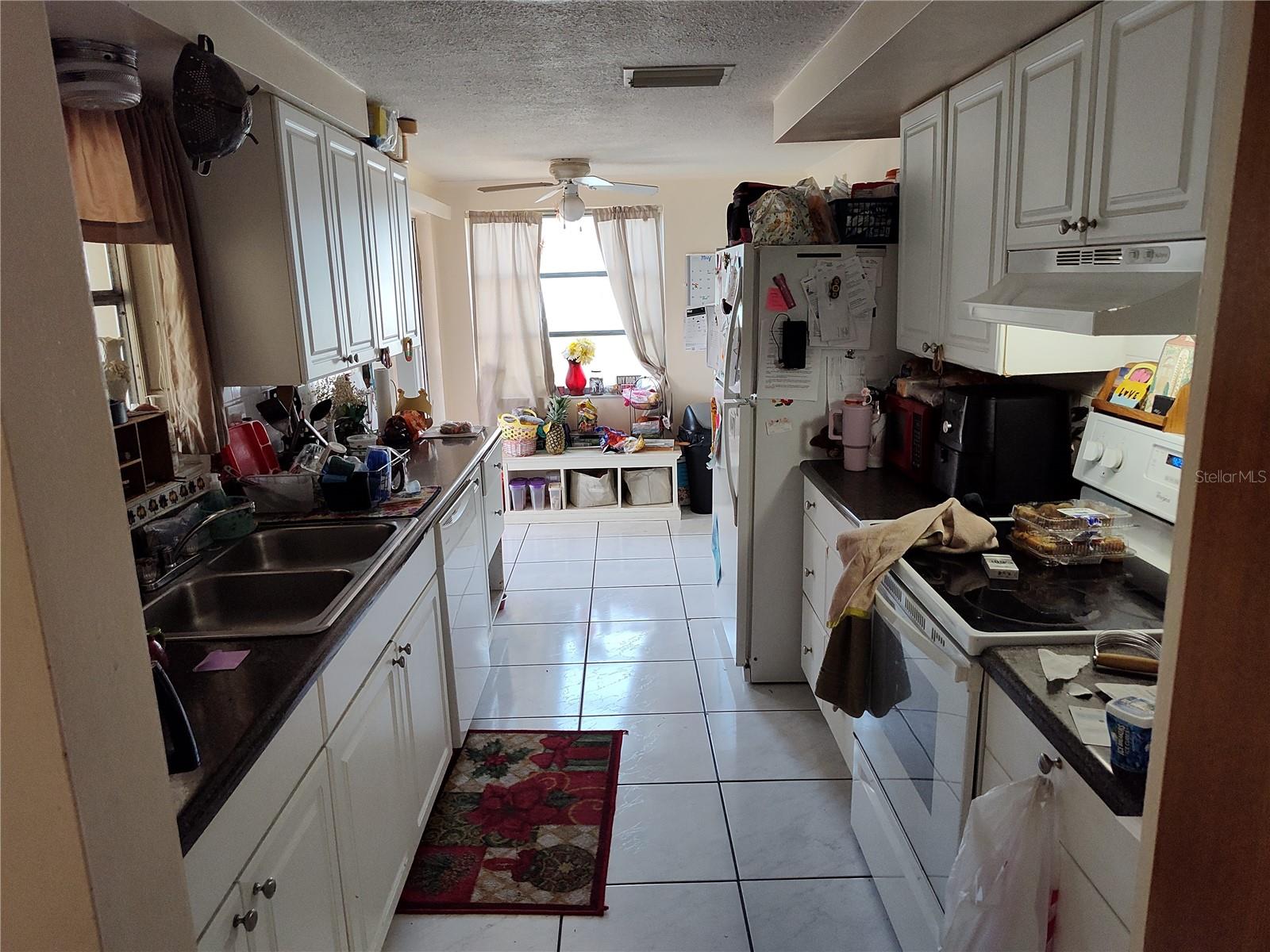 Kitchen area