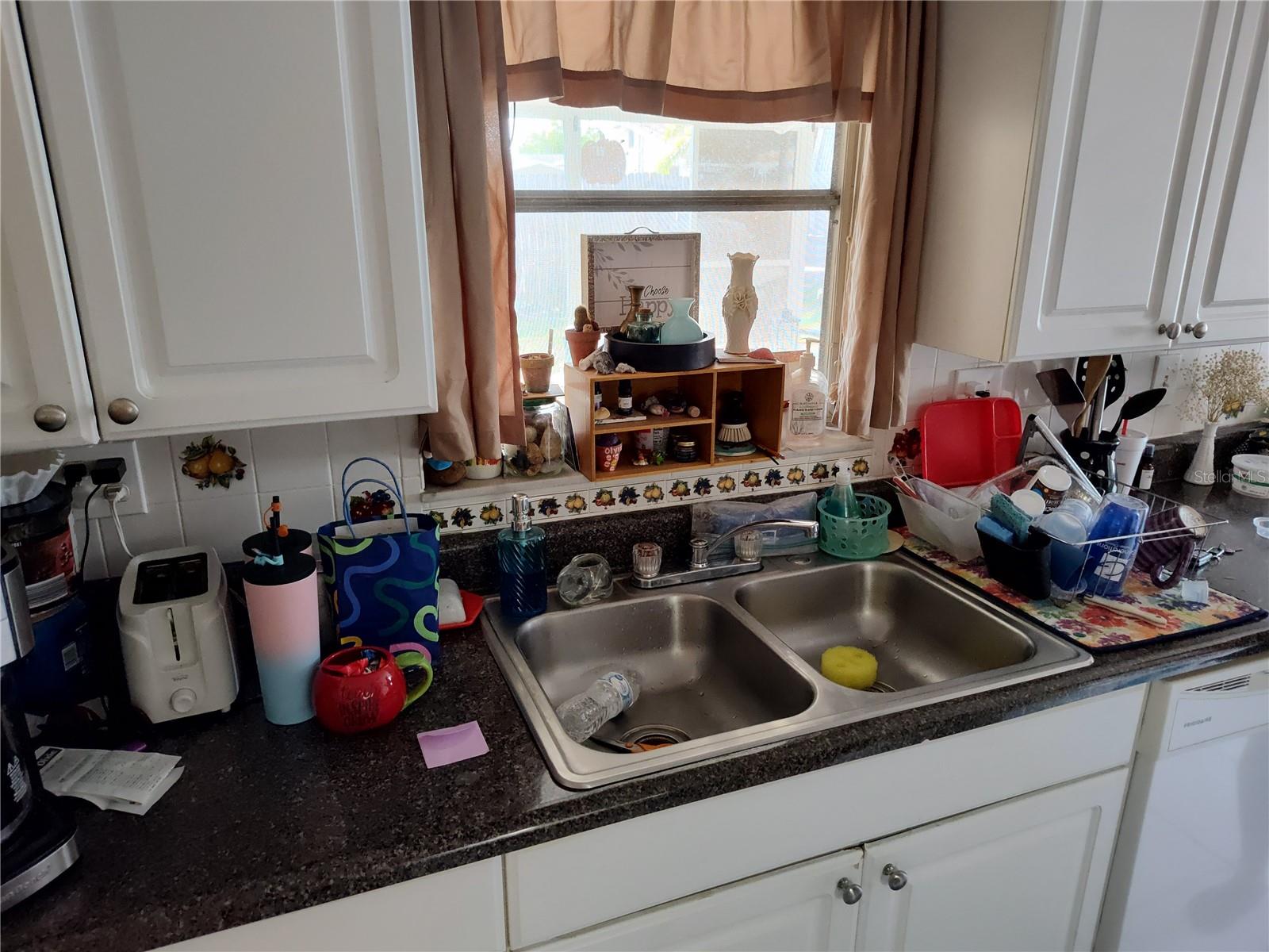 Kitchen sink