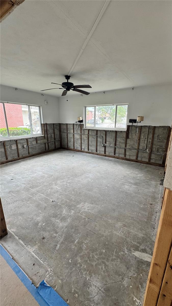 Primary bedroom with en suite bath and walk in closet