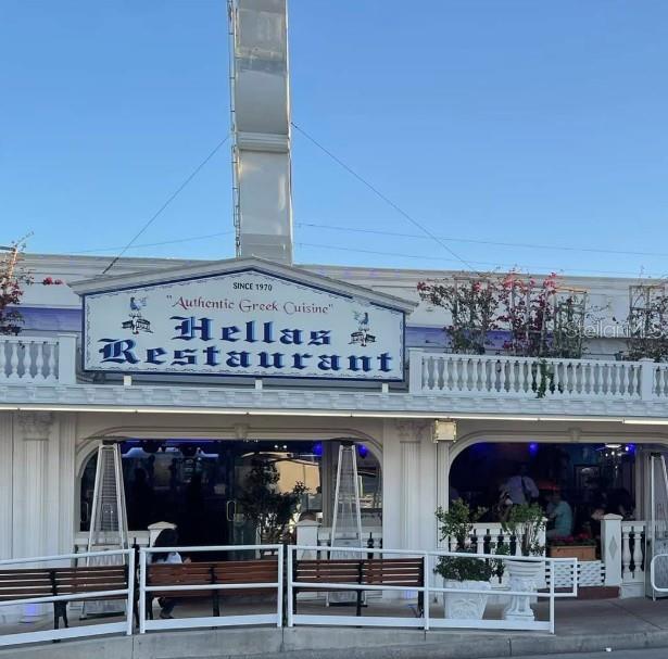 Hella's on the Sponge Docks