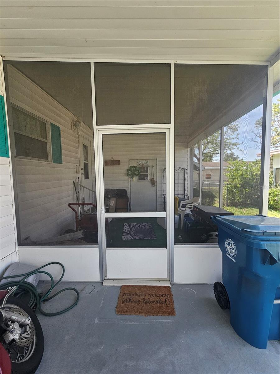 Screen Porch - Front Door - Laundry & workshop - shed storage