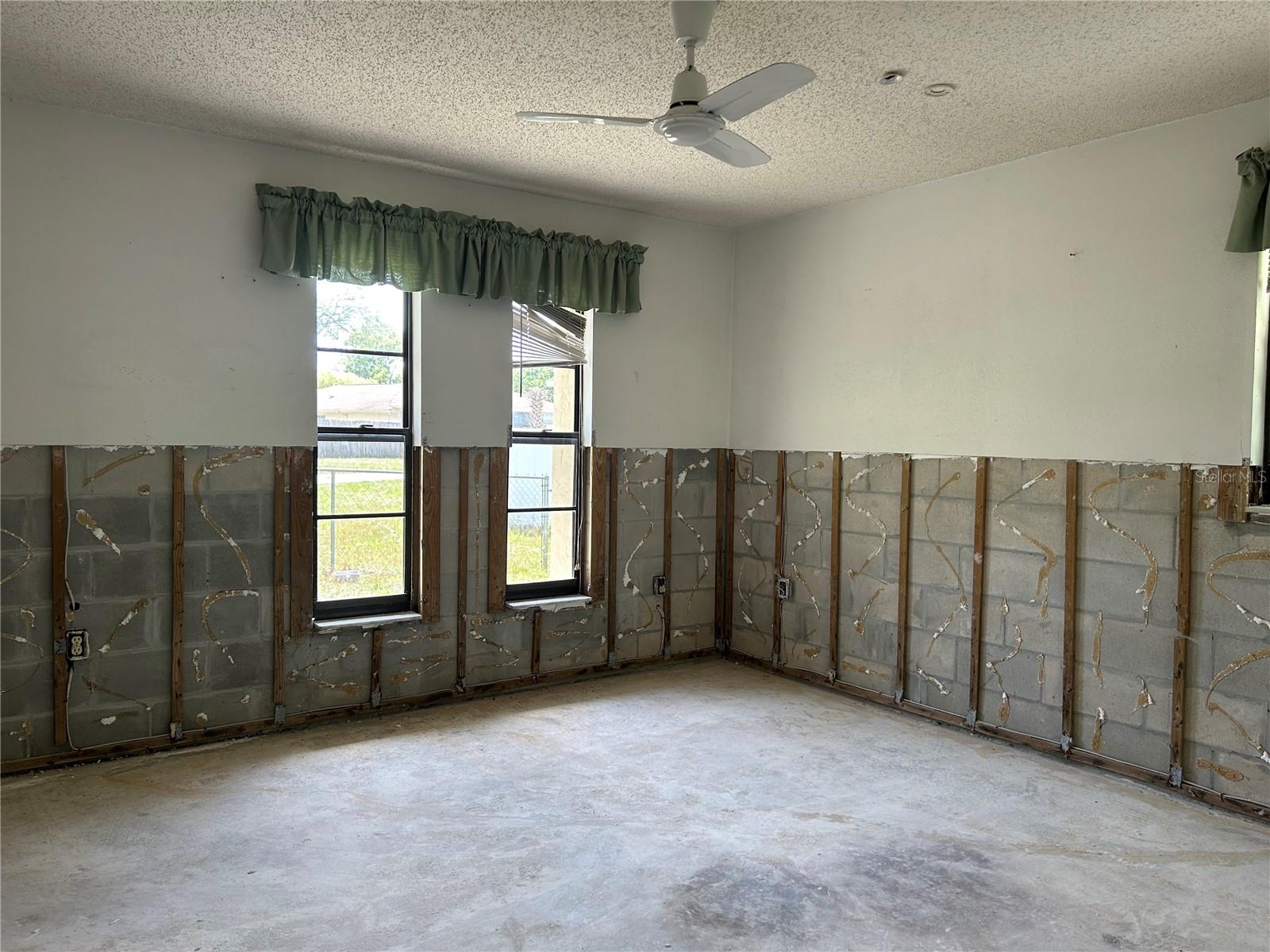 Interior room 9