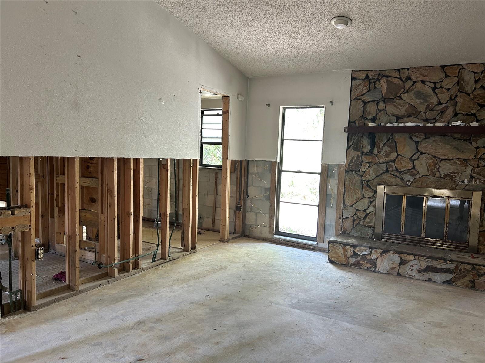 Living Room left side