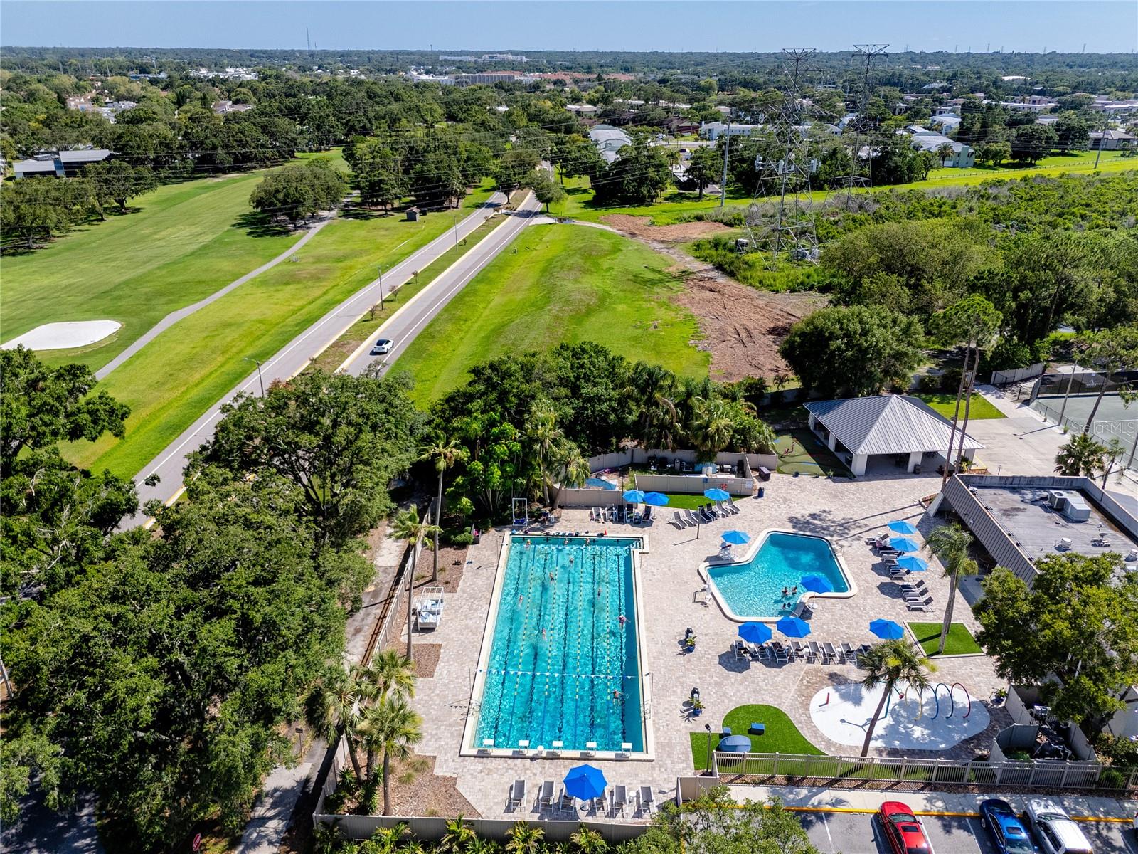 East Lake Woodlands Pool