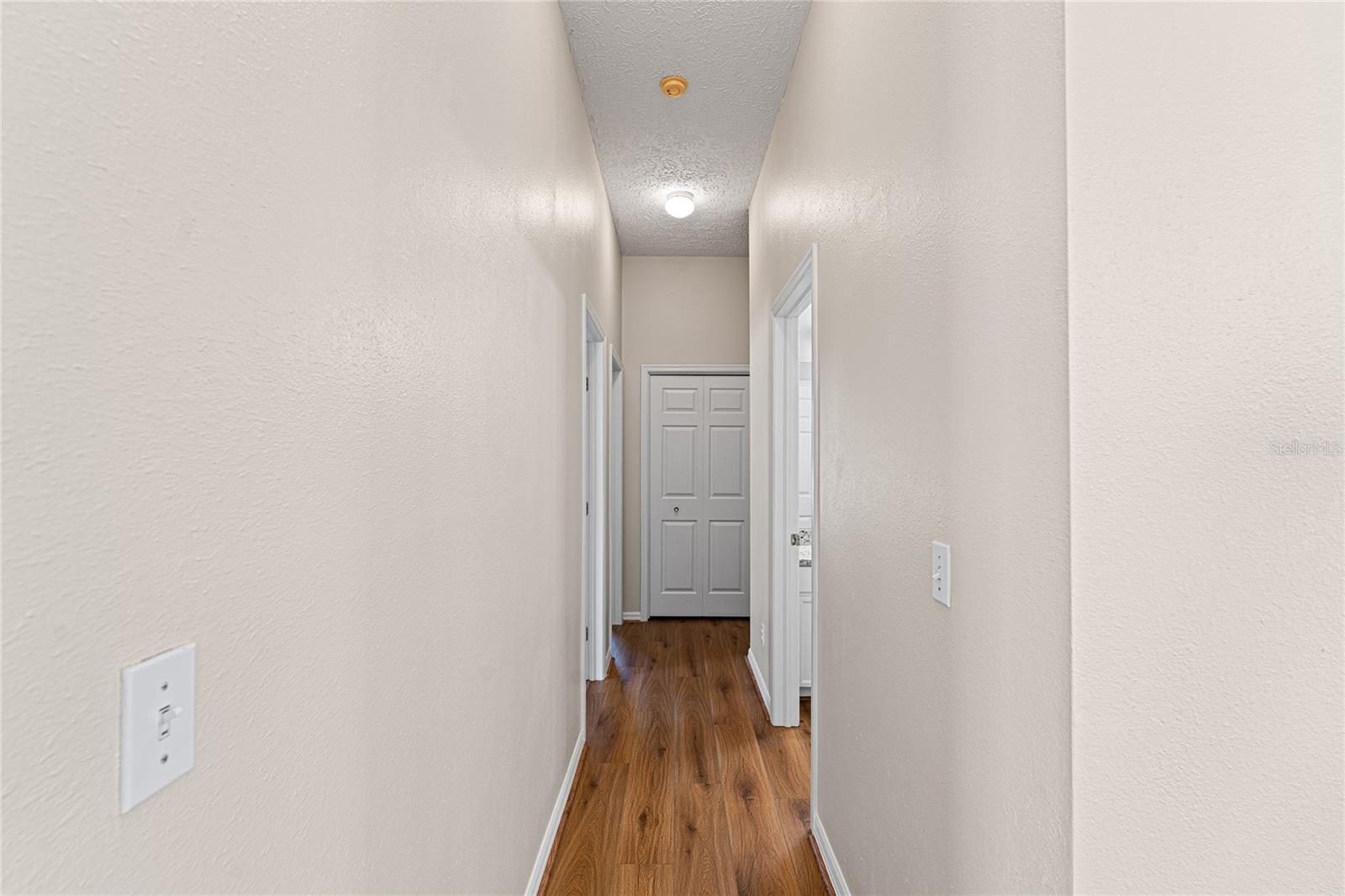 Secondary bed/bath hallway
