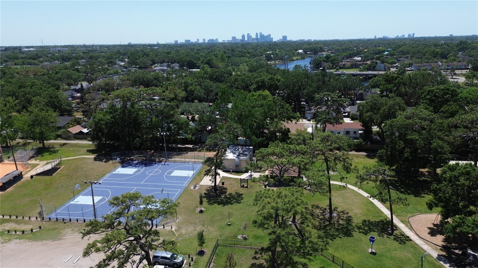 Henry & Ola Park