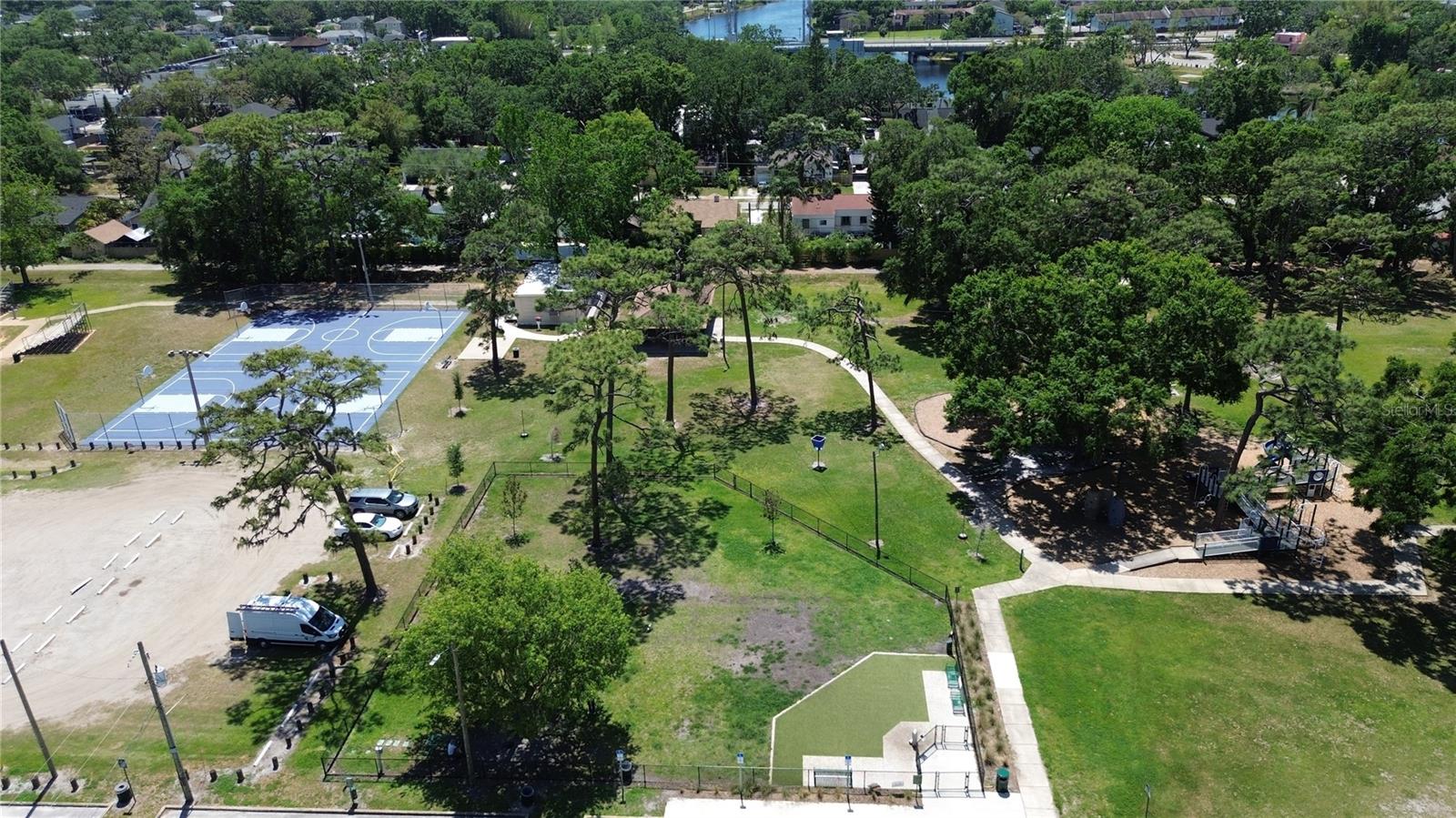 Henry & Ola Park