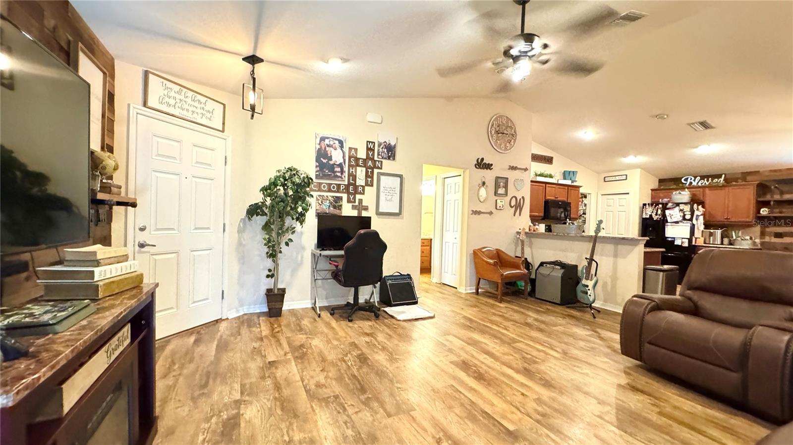 Living Room to Common Hallway