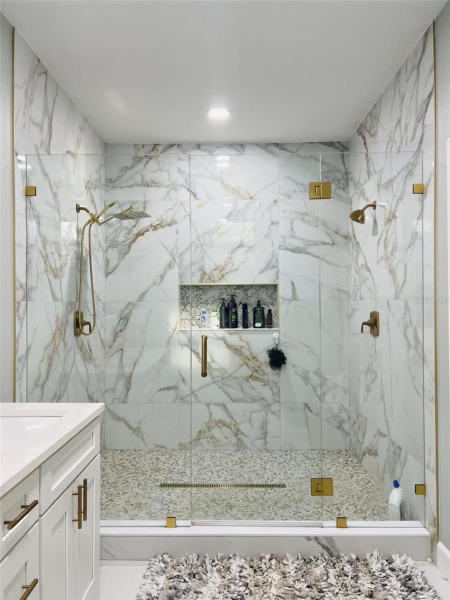 Double Shower in Master Bathroom