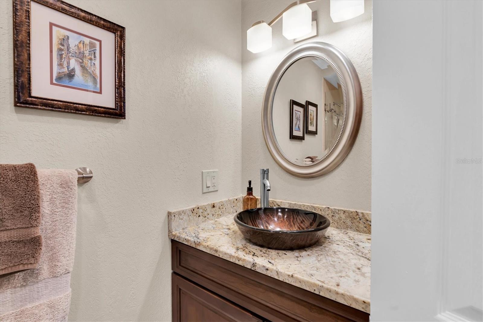Third Floor Bath 2