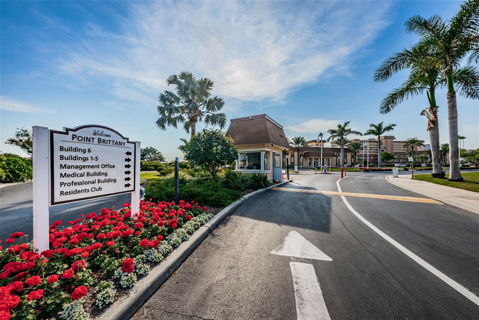 Within the grounds is a family-owned medical office with a GP, nurse, physical therapist, and podiatrist, as well as a beauty salon for your convenience. Adjacent to the property is the Bayway Country Store and Butcher Shoppe offering meat, seafood, premade fare: sandwiches seafood dips, salads, soups, smoked fish and more…people drive miles for their products!