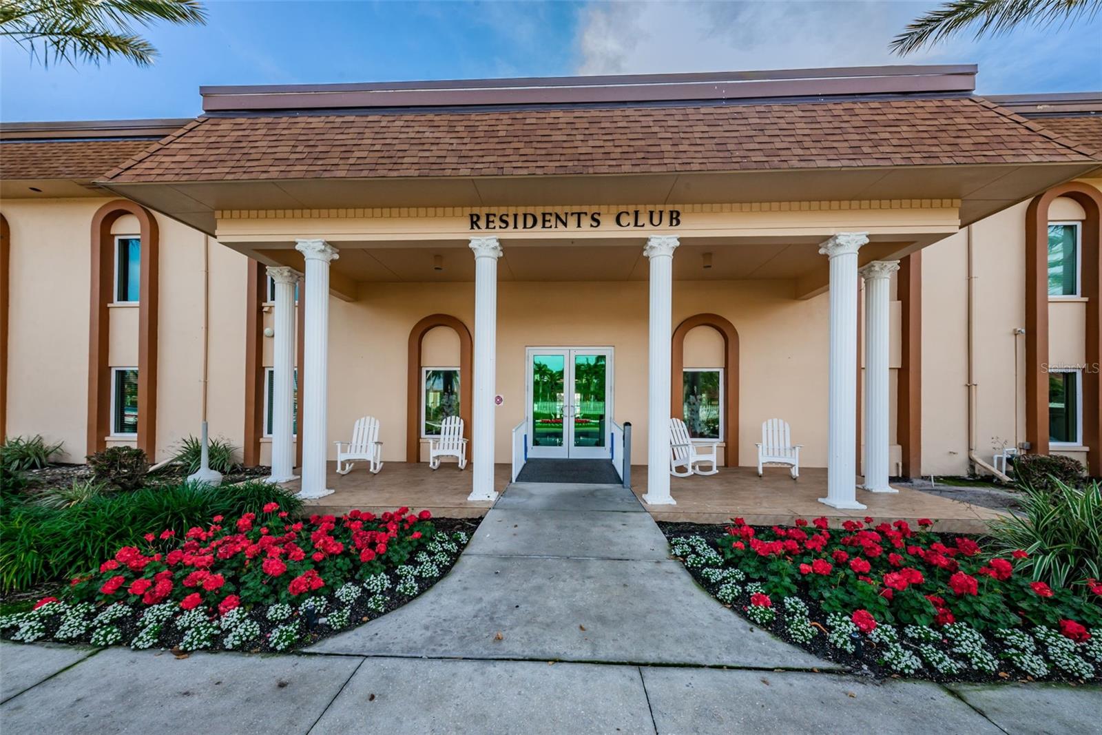 The Point Brittany Residents Club is a hub of activity featuring a state-of-the-art fitness facility, saunas, a billiard room, a library, the elegant Ballroom and multiple additional activity rooms.