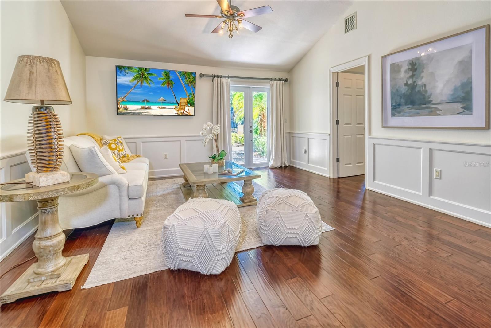 Front entry living space