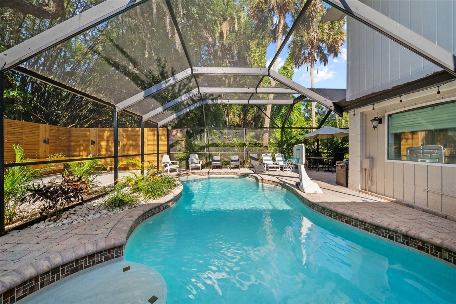 Enclosed pool